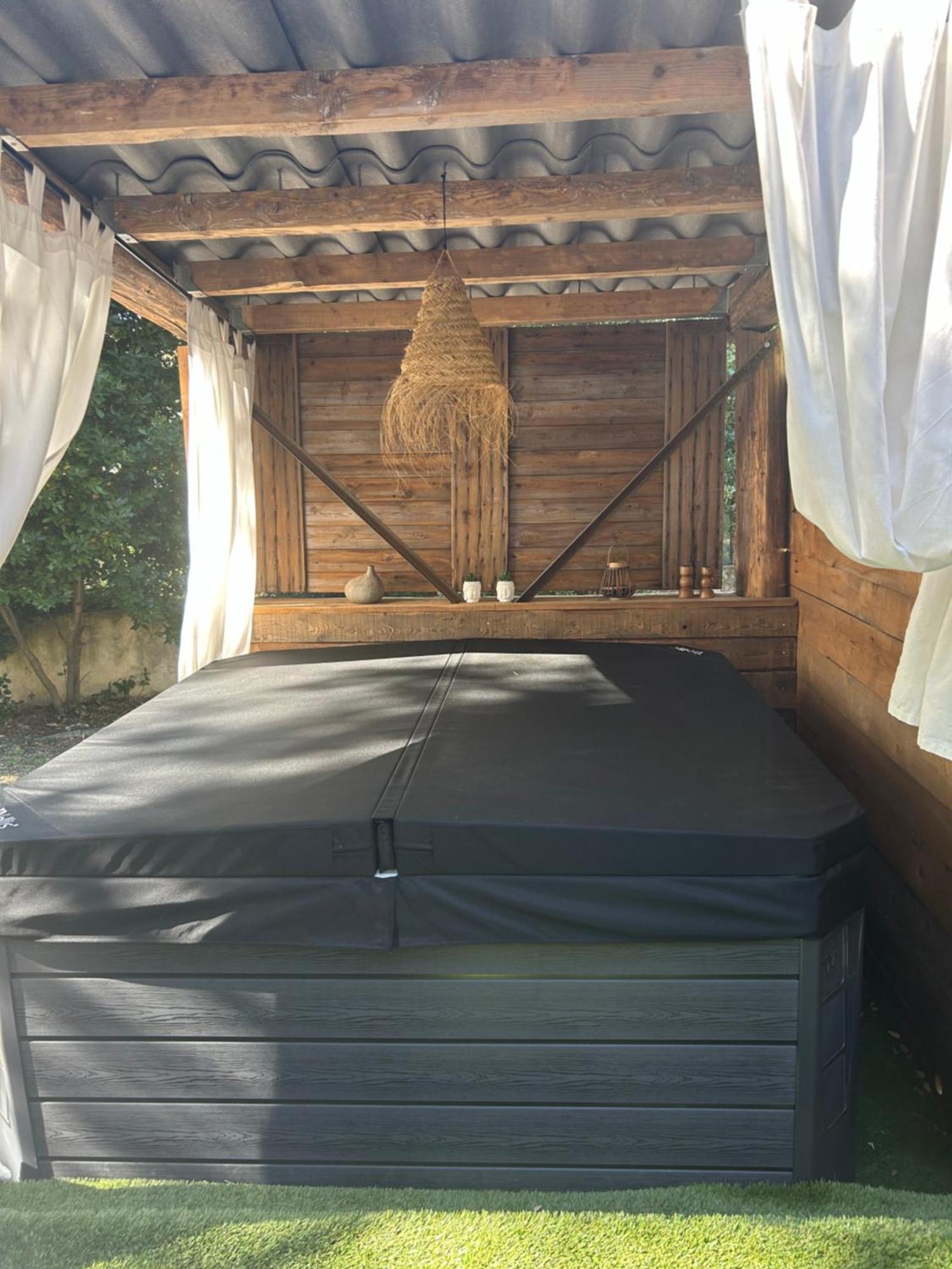 Apartment Cocon Cosy Romantique, Jacuzzi Piscine Puget